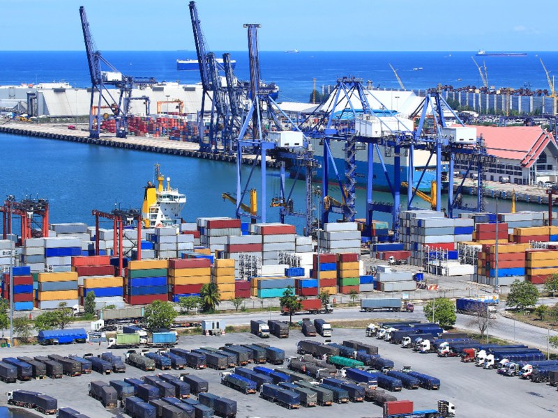 Jokowi Resmikan Terminal Multipurpose Wae Kelambu di&nbsp;NTT